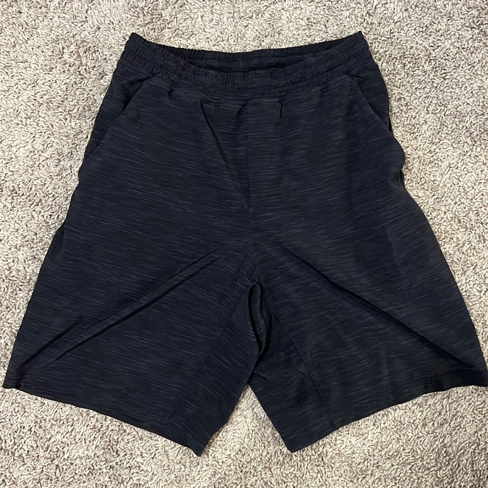 Mens Lululemon pace breaker 9in liner shorts